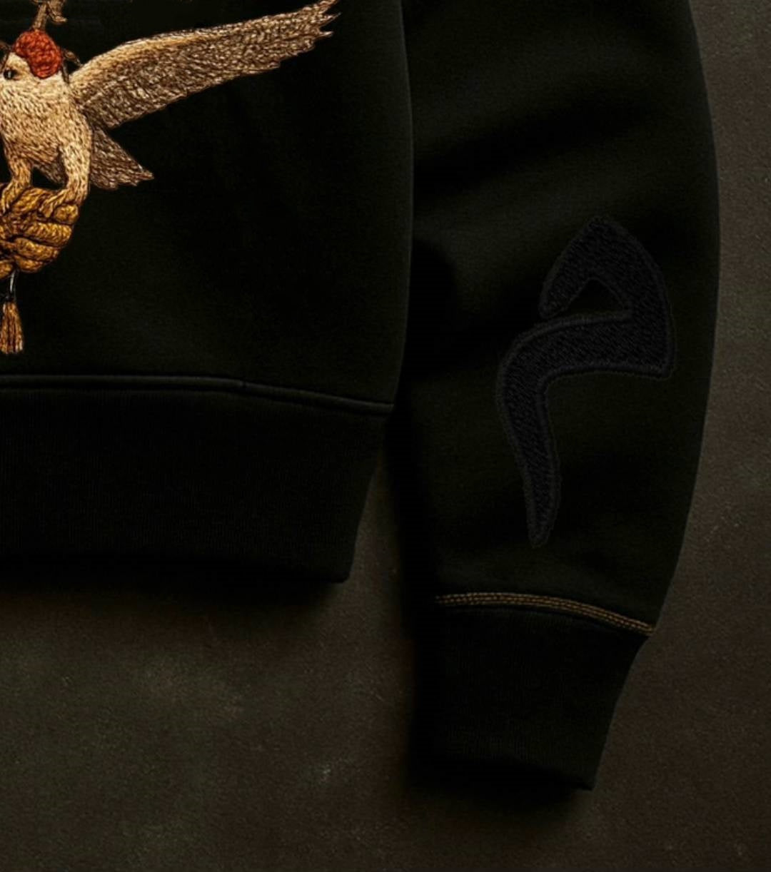 The Arabic Falcon Zipper